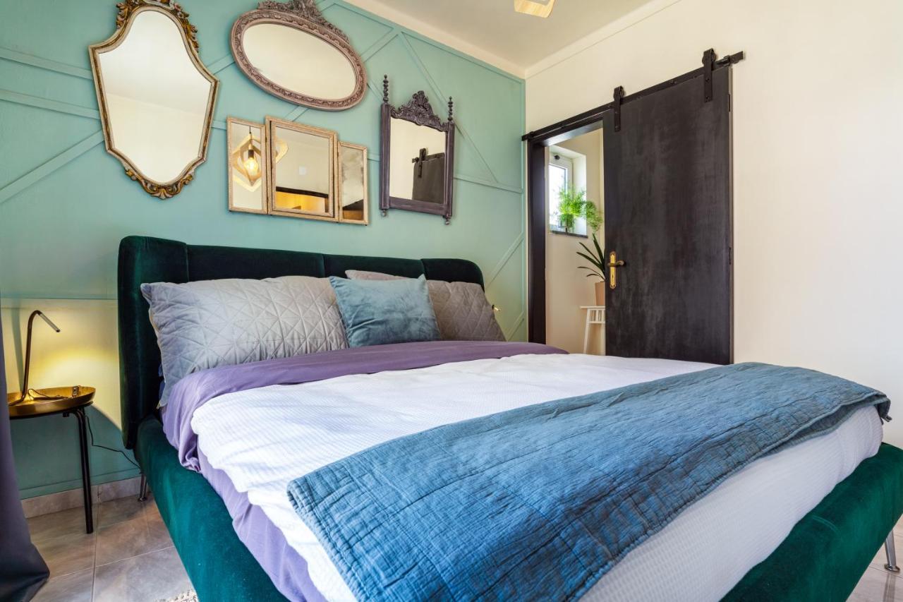 Arty Vintage Townhouse With Rooftop Shower & Sun Loungers Olhão Εξωτερικό φωτογραφία