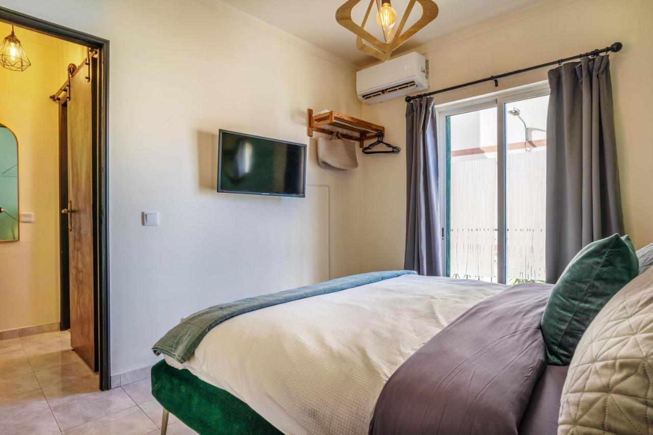 Arty Vintage Townhouse With Rooftop Shower & Sun Loungers Olhão Εξωτερικό φωτογραφία